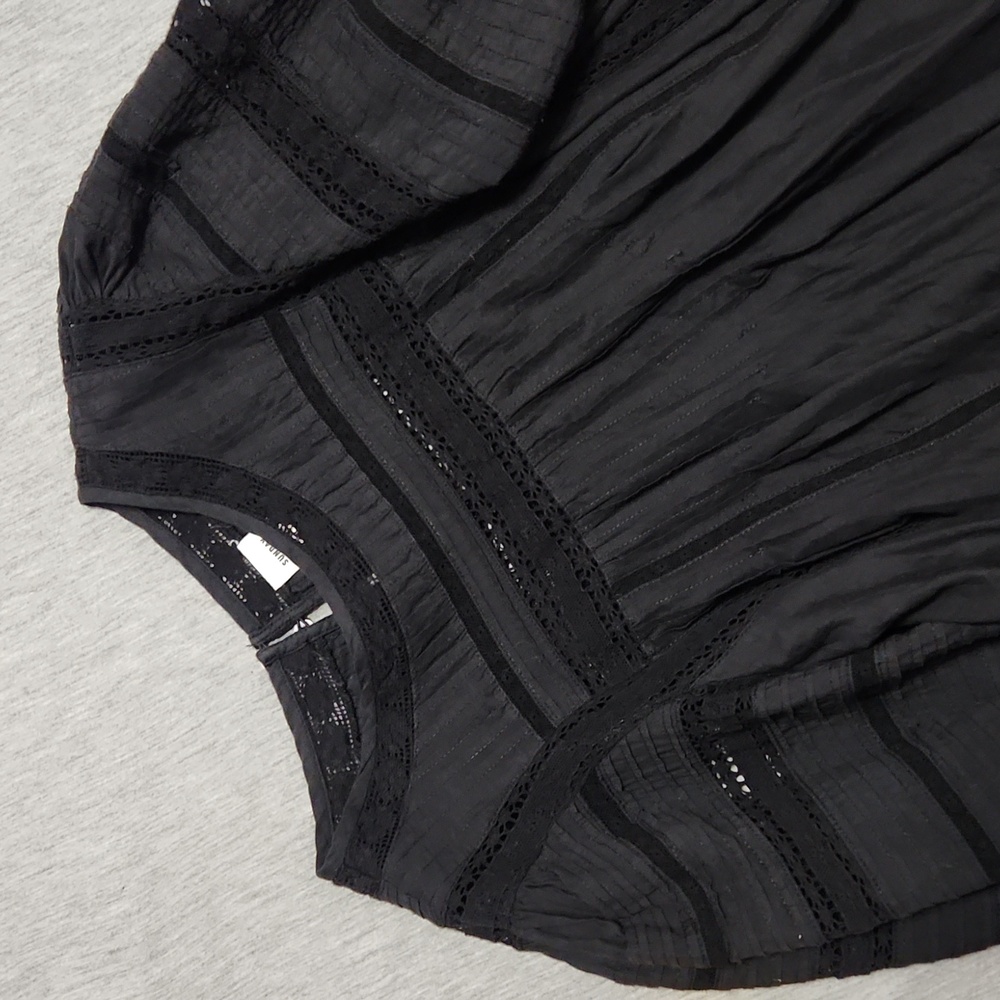ARITZIA SUNDAY BEST Black Lacey Puff-Sleeve Crop Summer Peasant Blouse Top Shirt - Picture 3 of 16